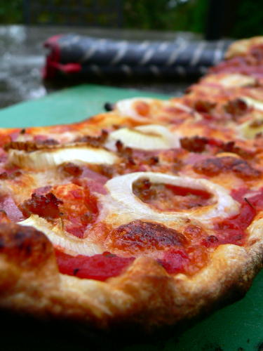 ikepizza1.jpg